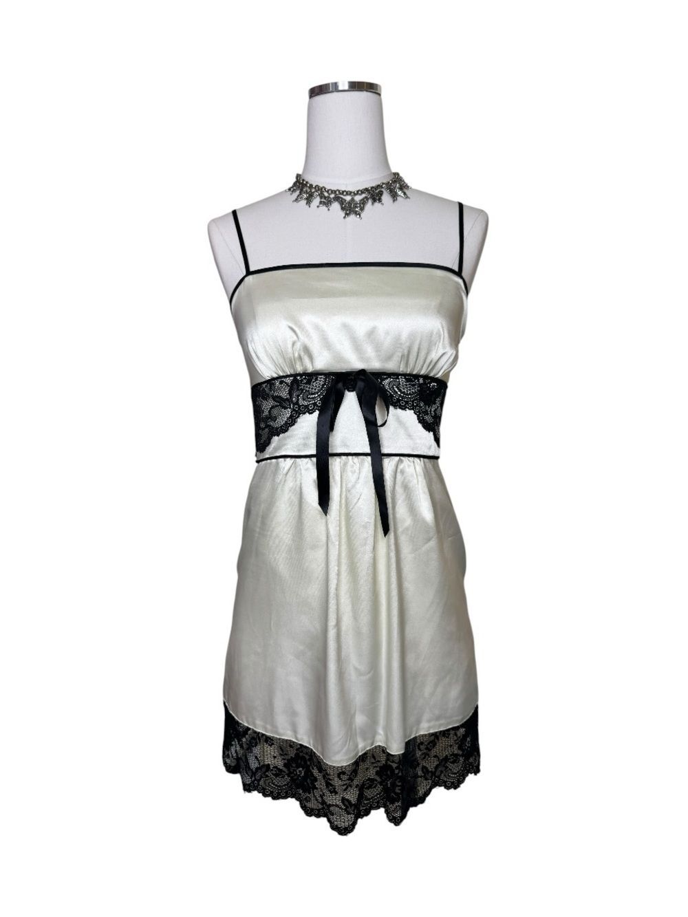 Y2K Guess Satin White + Black Lace Trim Bow Mini Dress Size Small
